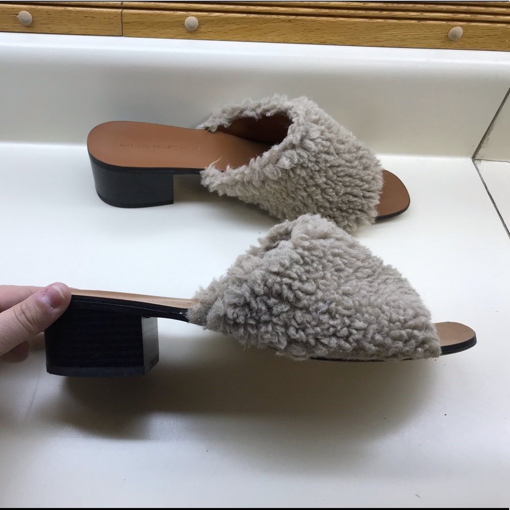 Zara sandals size 40